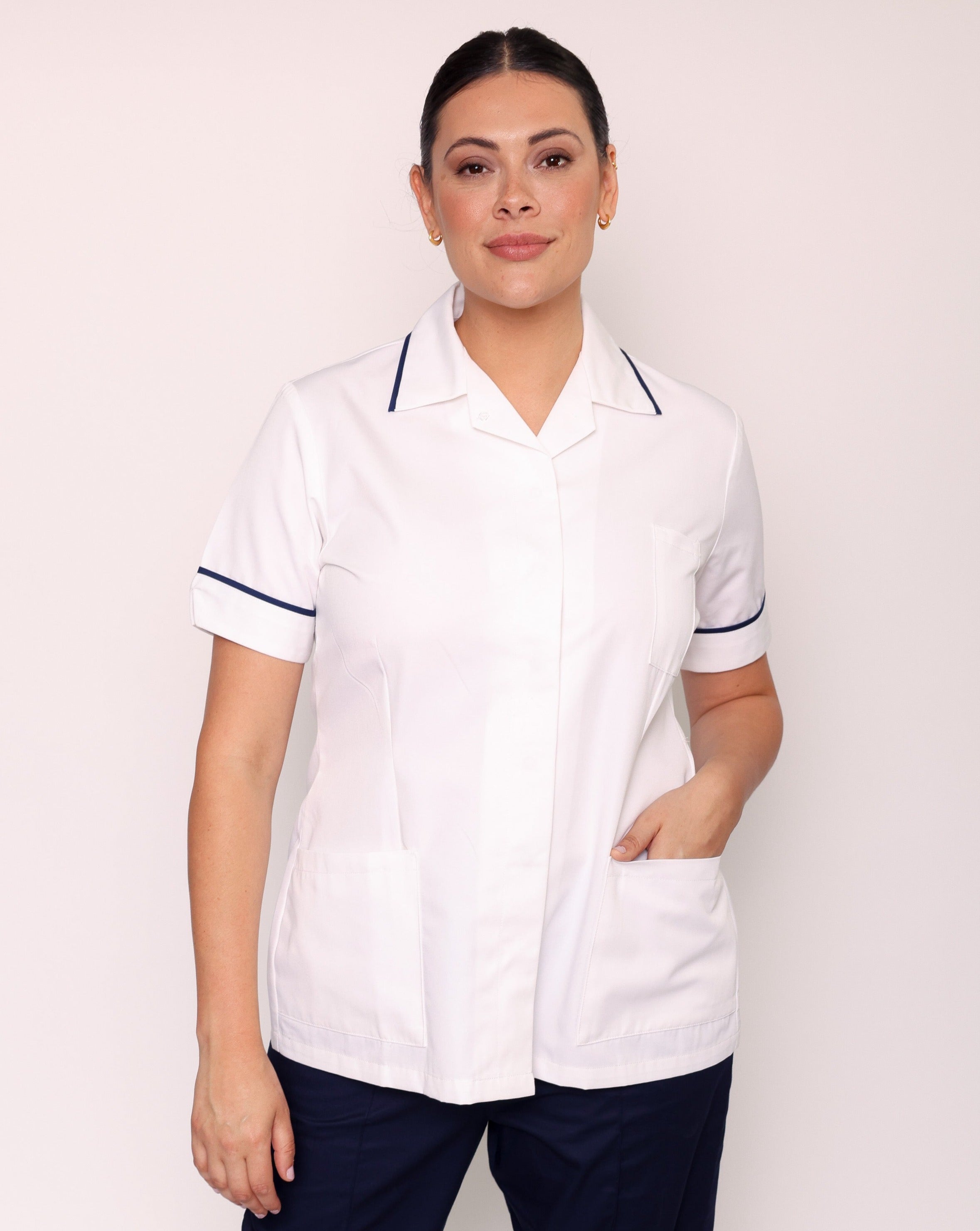 Claira Revere Collar Healthcare Tunic - White / Navy